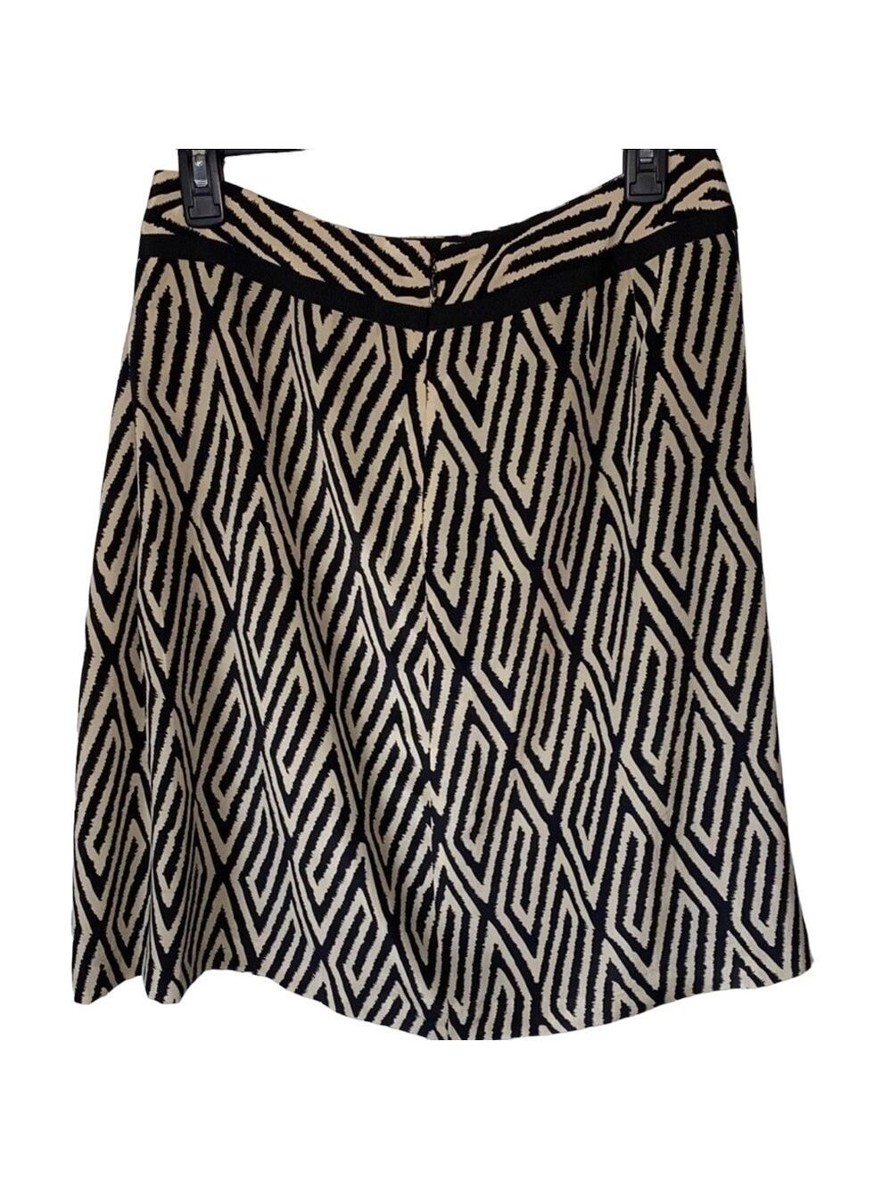 Ann Taylor Lined Silk A-Line Skirt Geometric Print Black & Tan Size 4